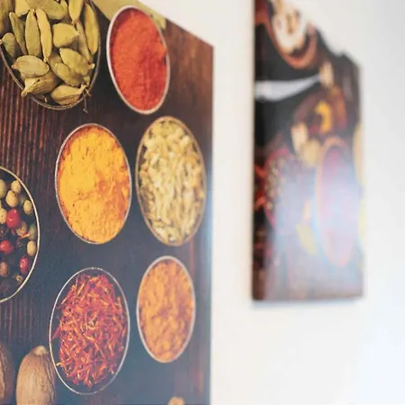 Work And Balcony دوسلدورف